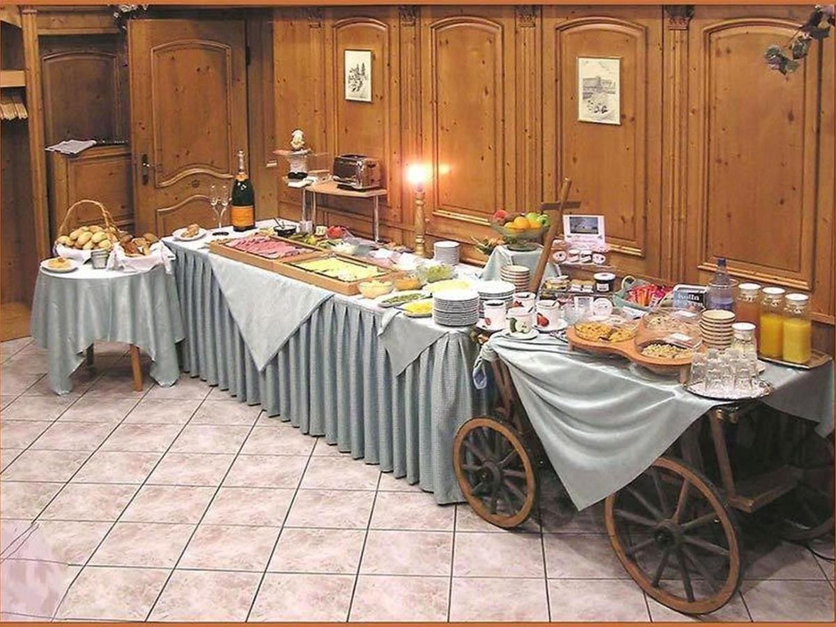 Hotel Zur Krone Ronneburg  Zewnętrze zdjęcie